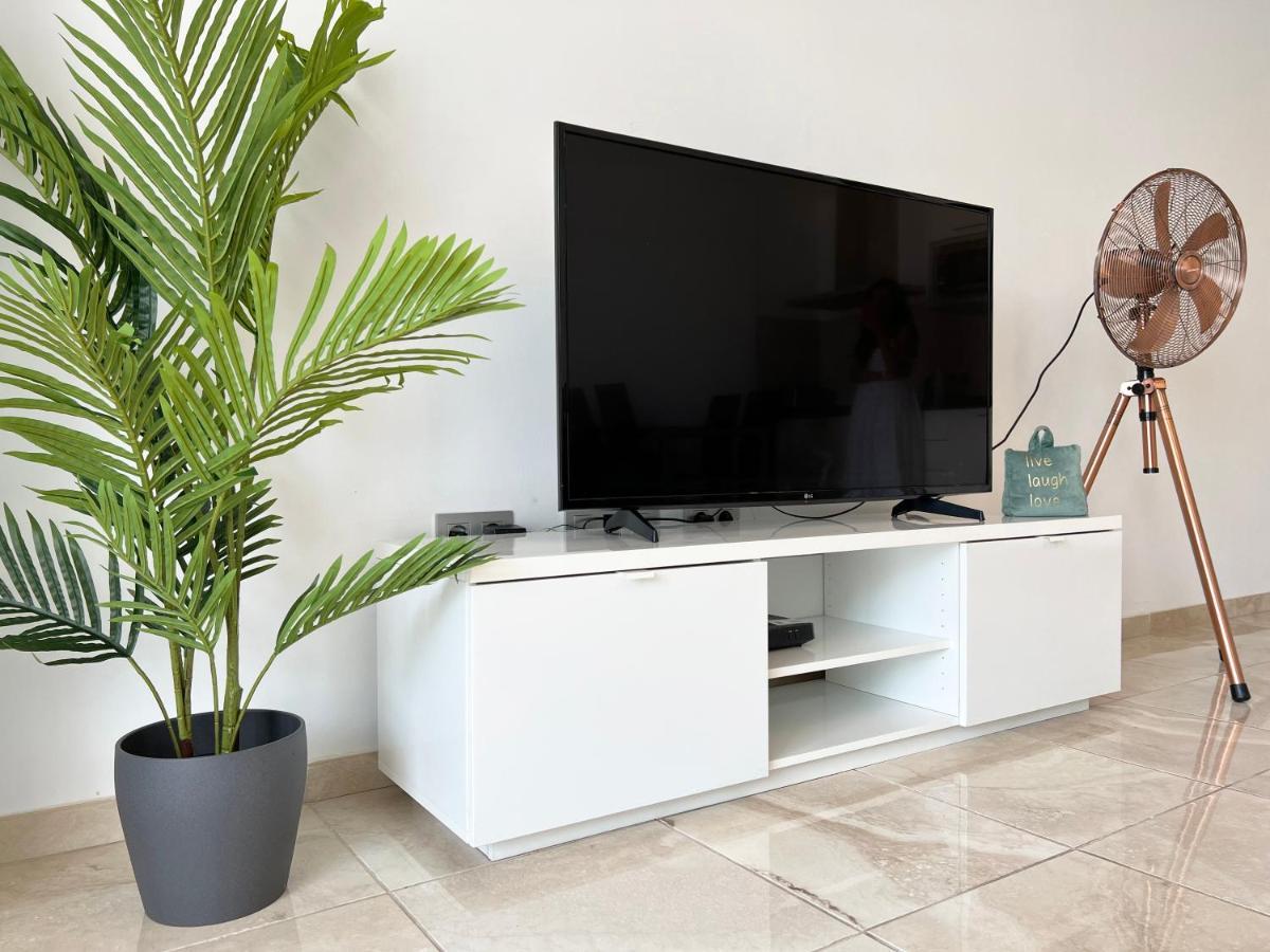 Modern Apartment With Prime Location Пуэрто дель Кармен Экстерьер фото